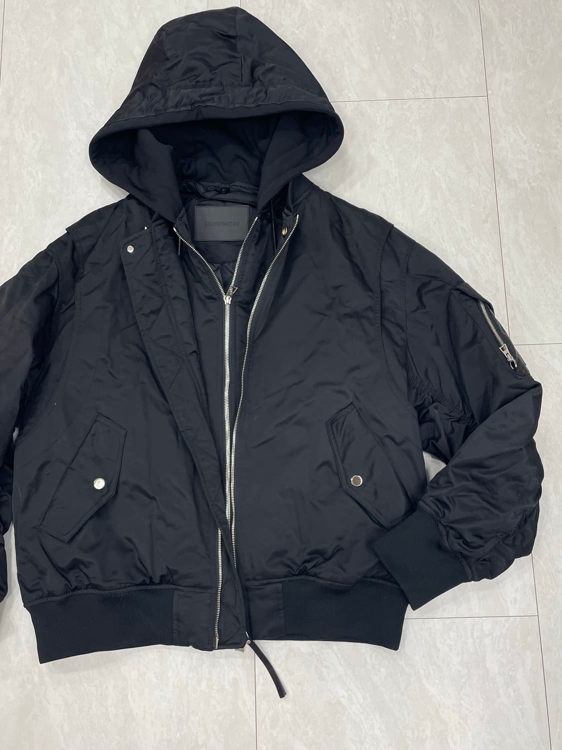 지오송지오 시그니처 레더 포켓 투웨이 디테일 항공 점퍼 상품이미지2