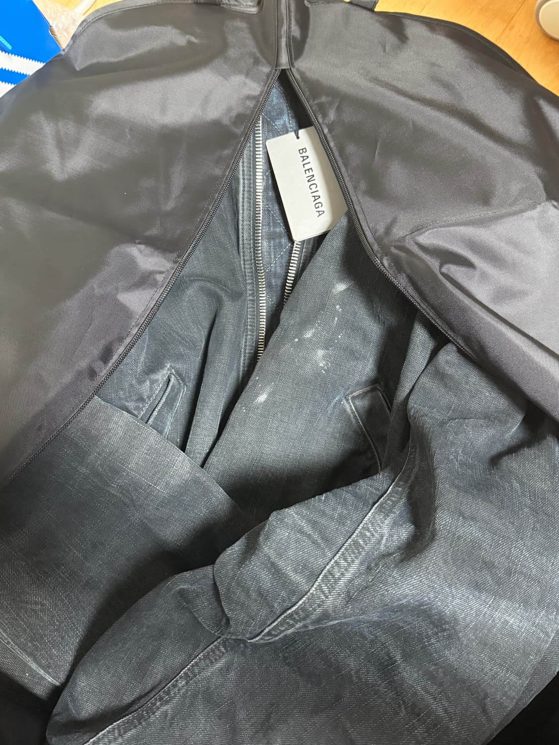 25ss 발렌시아가 데님 봄버 상품이미지4