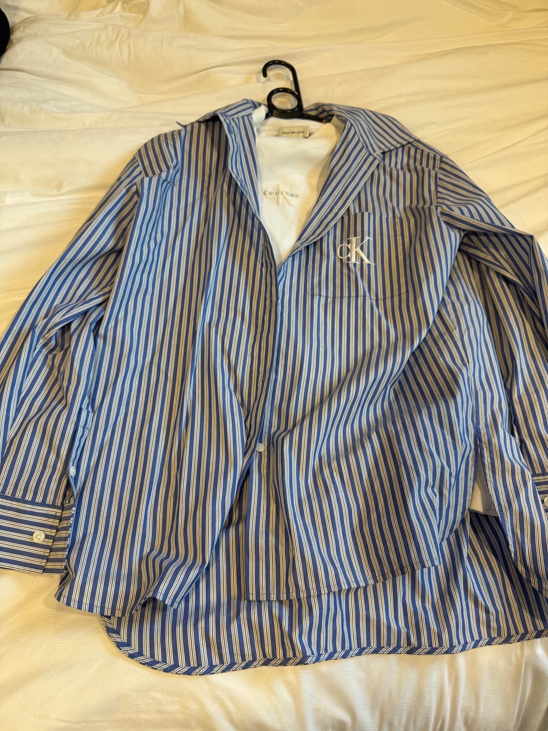 캘빈클라인 여성 버튼 다운 코튼 셔츠 상품이미지3