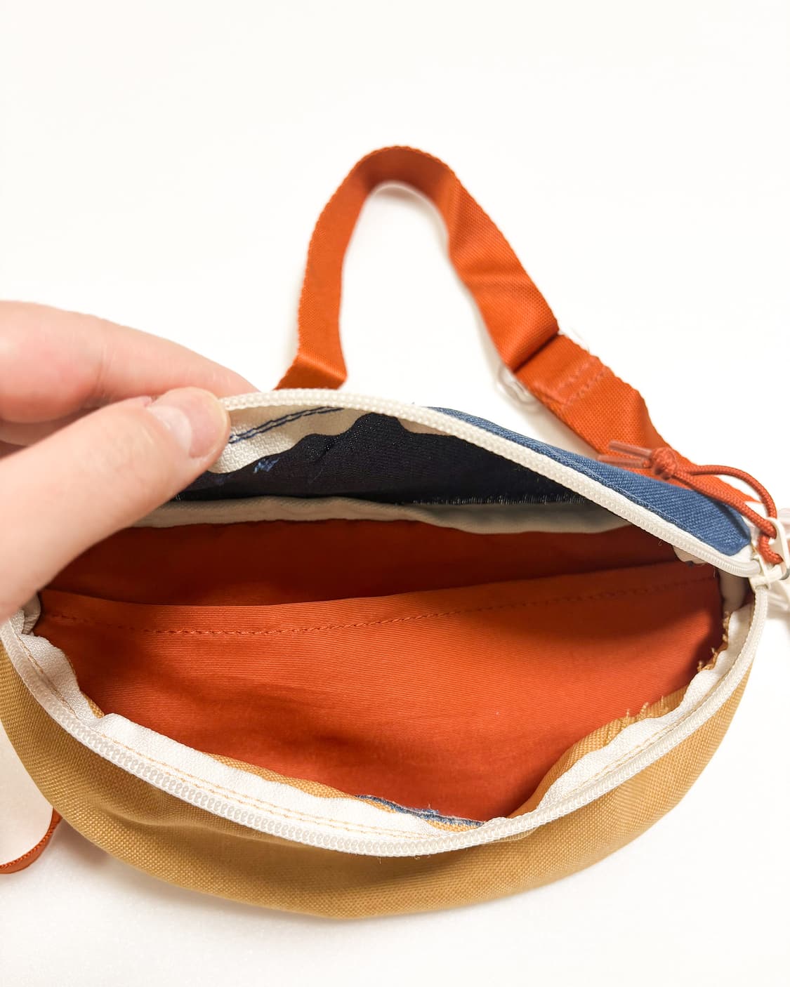 컨버스 웨이스트 백 상품이미지2