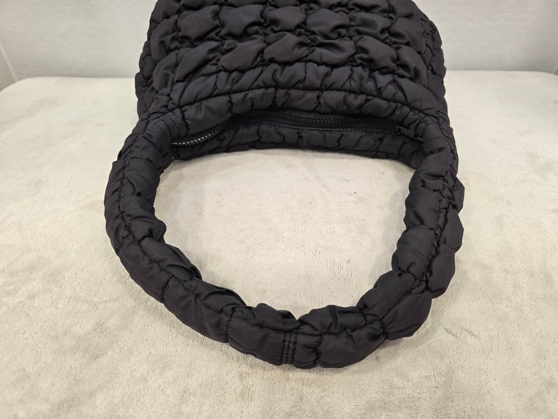 COS 코스 퀼티드 구름백 숄더백 블랙 상품이미지5