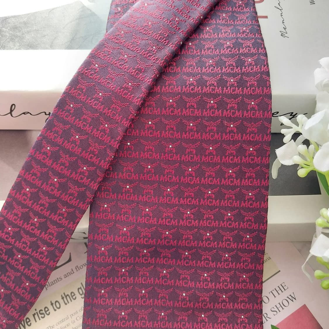 MCM 실크 올오버 로고 자카드 넥타이 9.5cm A+등급 K1596
 상품이미지3