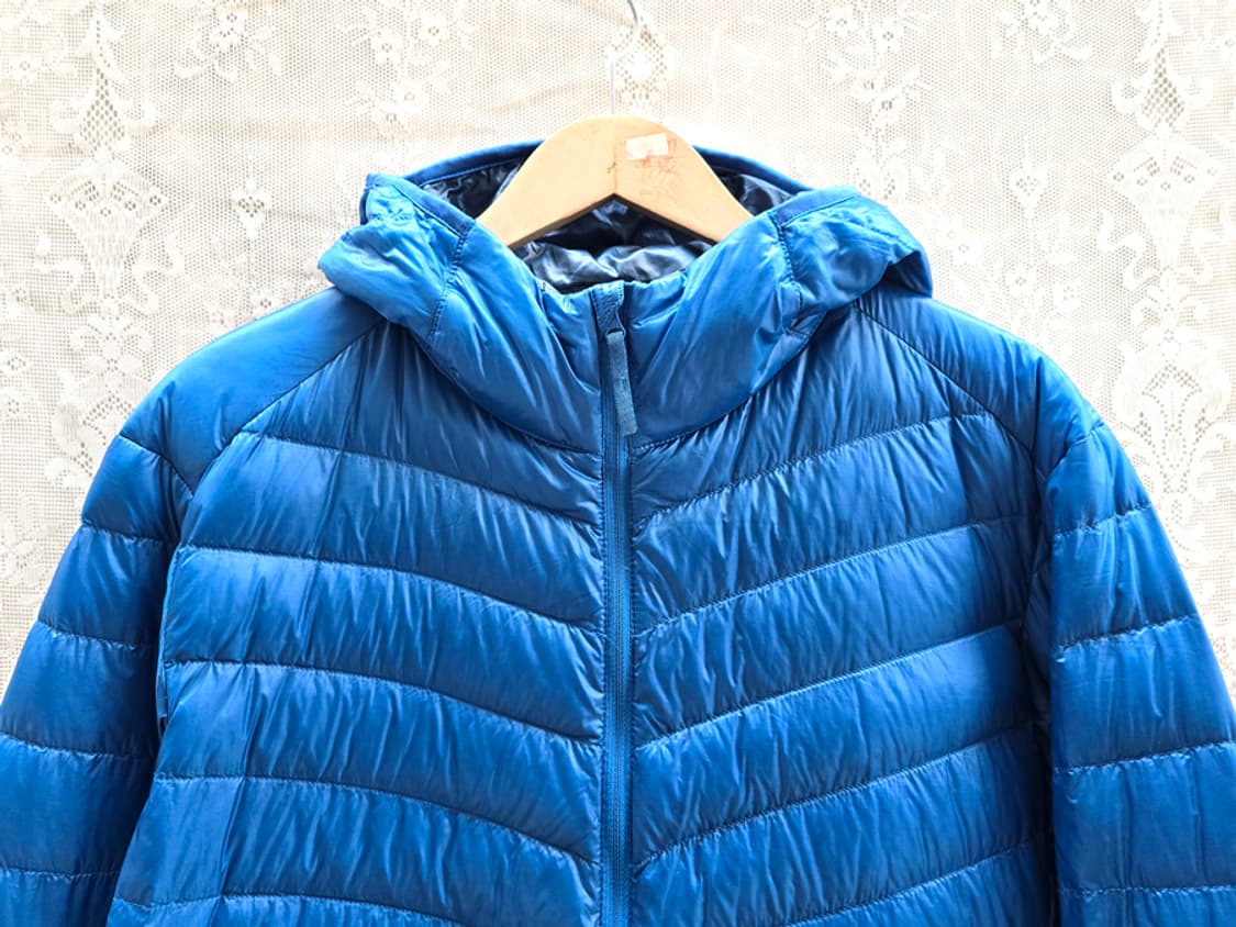 유니클로 후드 경량 패딩 상품이미지2