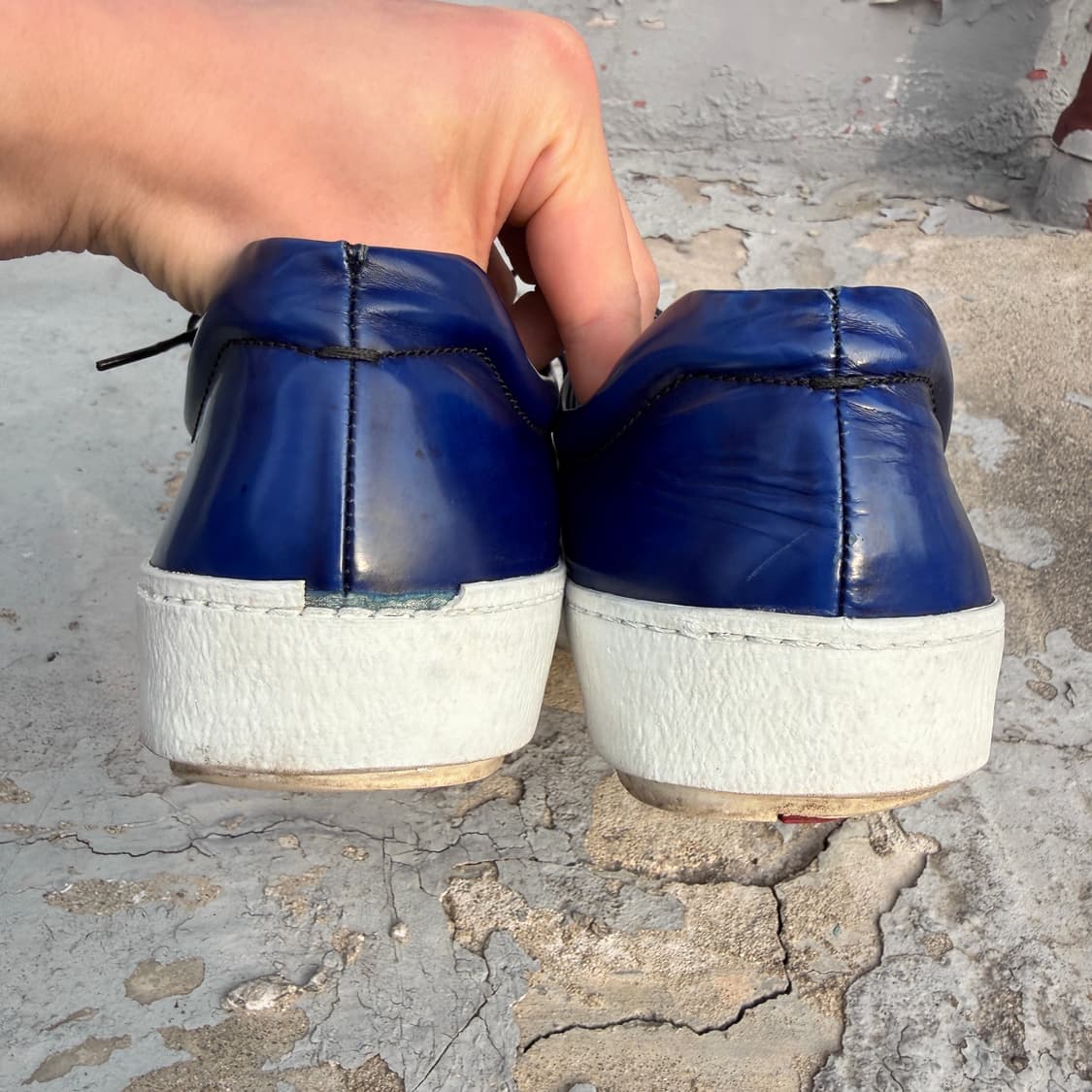PRADA NAVY SNEAKERS  상품이미지4