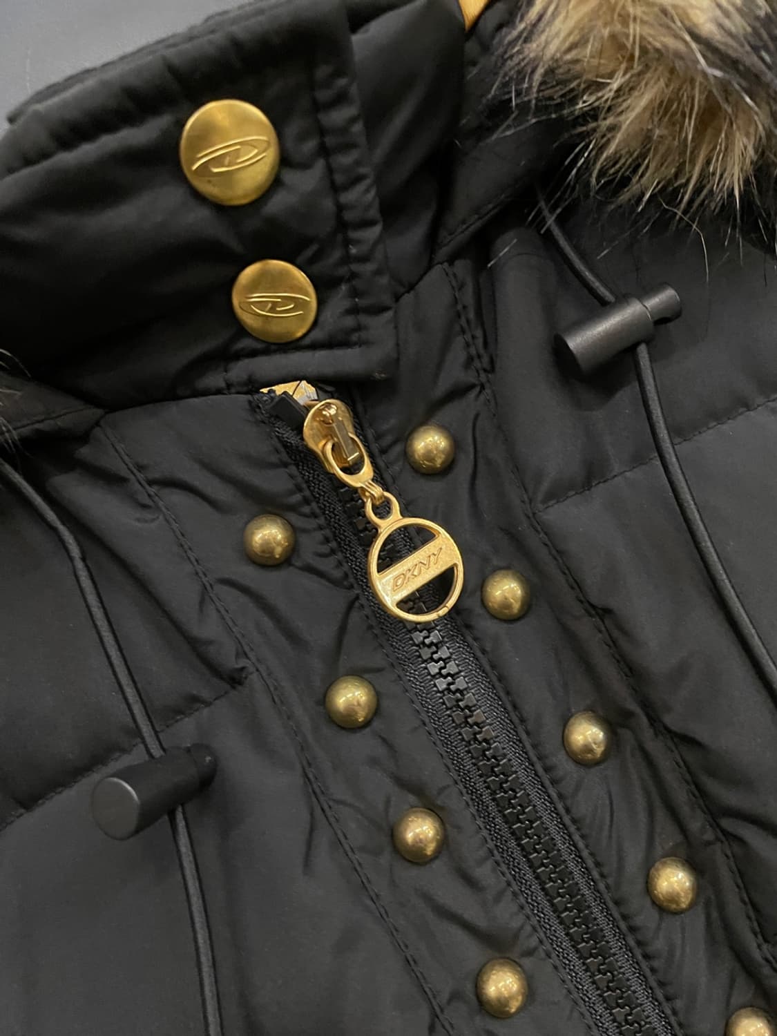 DKNY 숏 패딩  상품이미지5