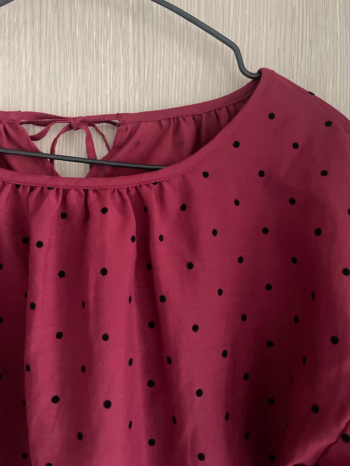 urban research 레드 블랙 도트 블라우스 상품이미지1