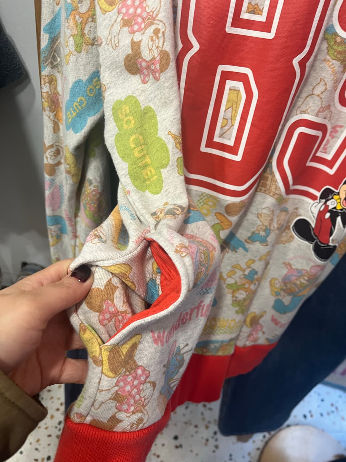 도쿄 디즈니랜드 정품 올오버 프린팅 후드티 (M) 상품이미지5