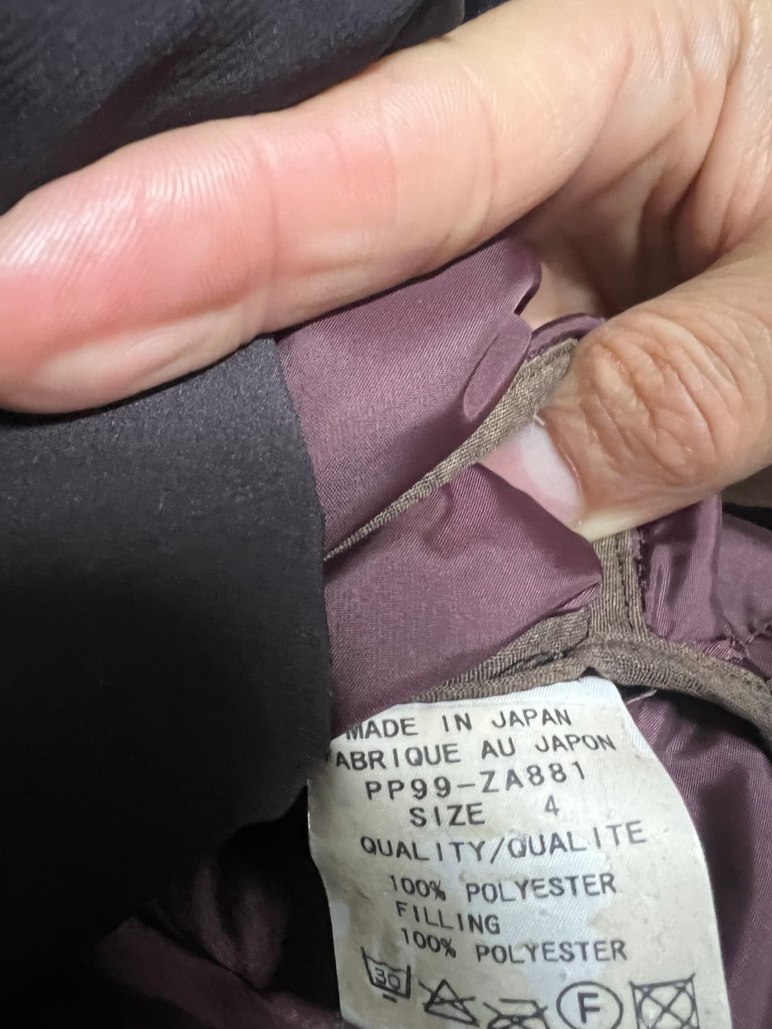 이세이미야케 더블버튼 패딩코트( 정품) 짙은퍼플색 상품이미지3