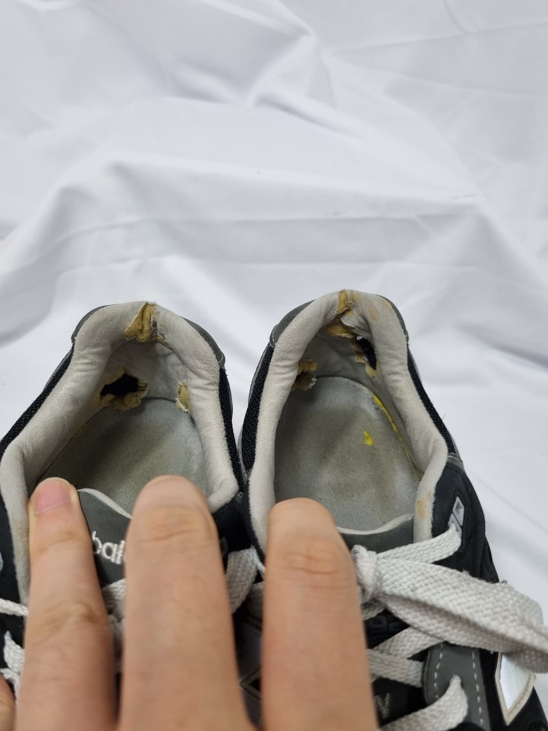 275 뉴발란스 992 USA 블랙 그레이 스니커즈 상품이미지6