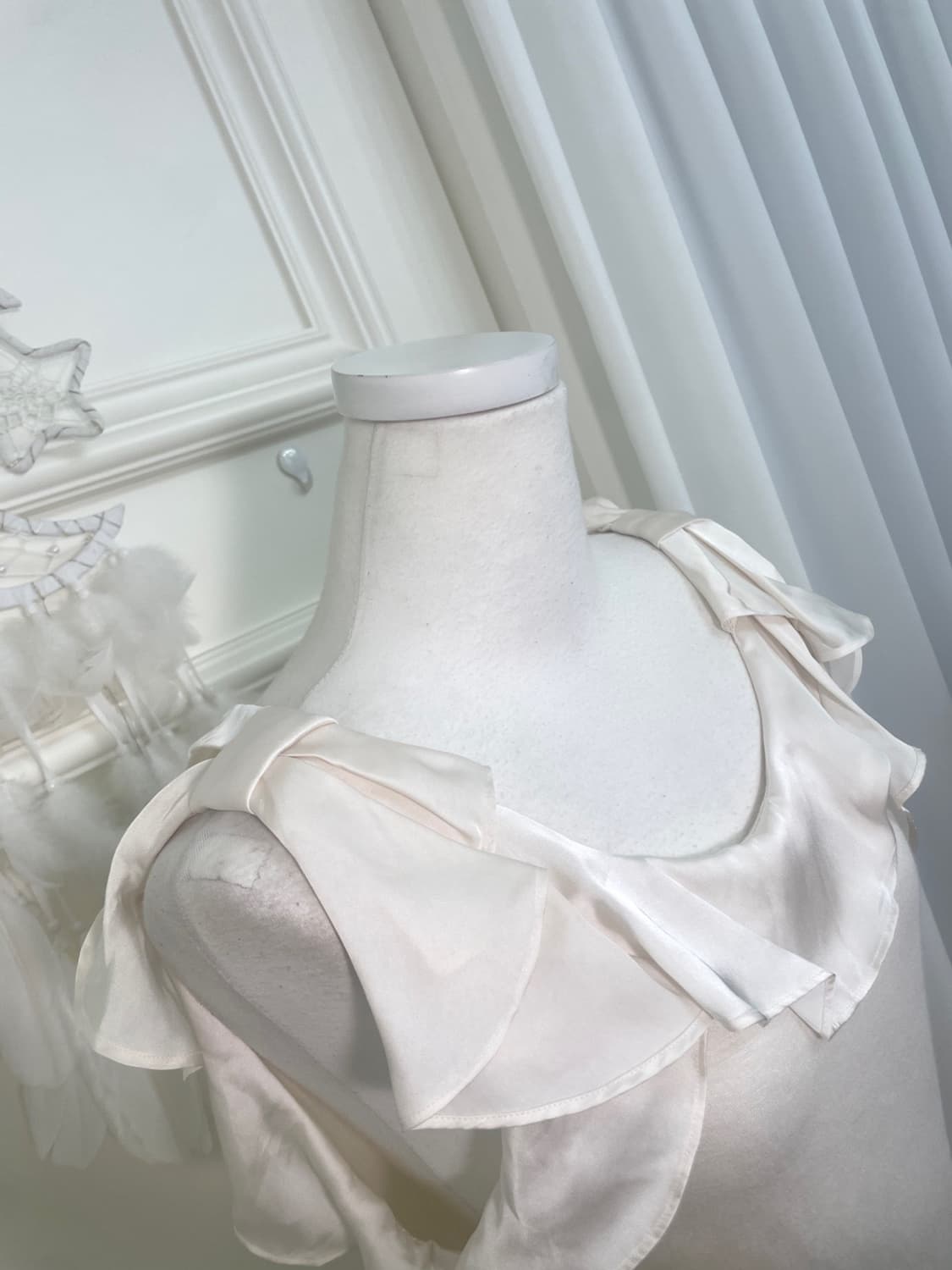 satin ruffle bow basic span sleeveless 상품이미지6