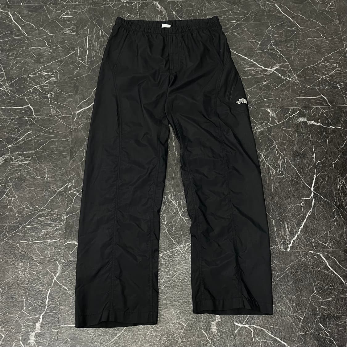 S 노스페이스 비대칭 테크니컬 플라이트 와이드 트랙팬츠 상품이미지4