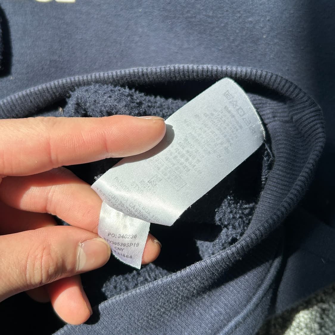 파타고니아 네이비 기모 후드티 상품이미지10