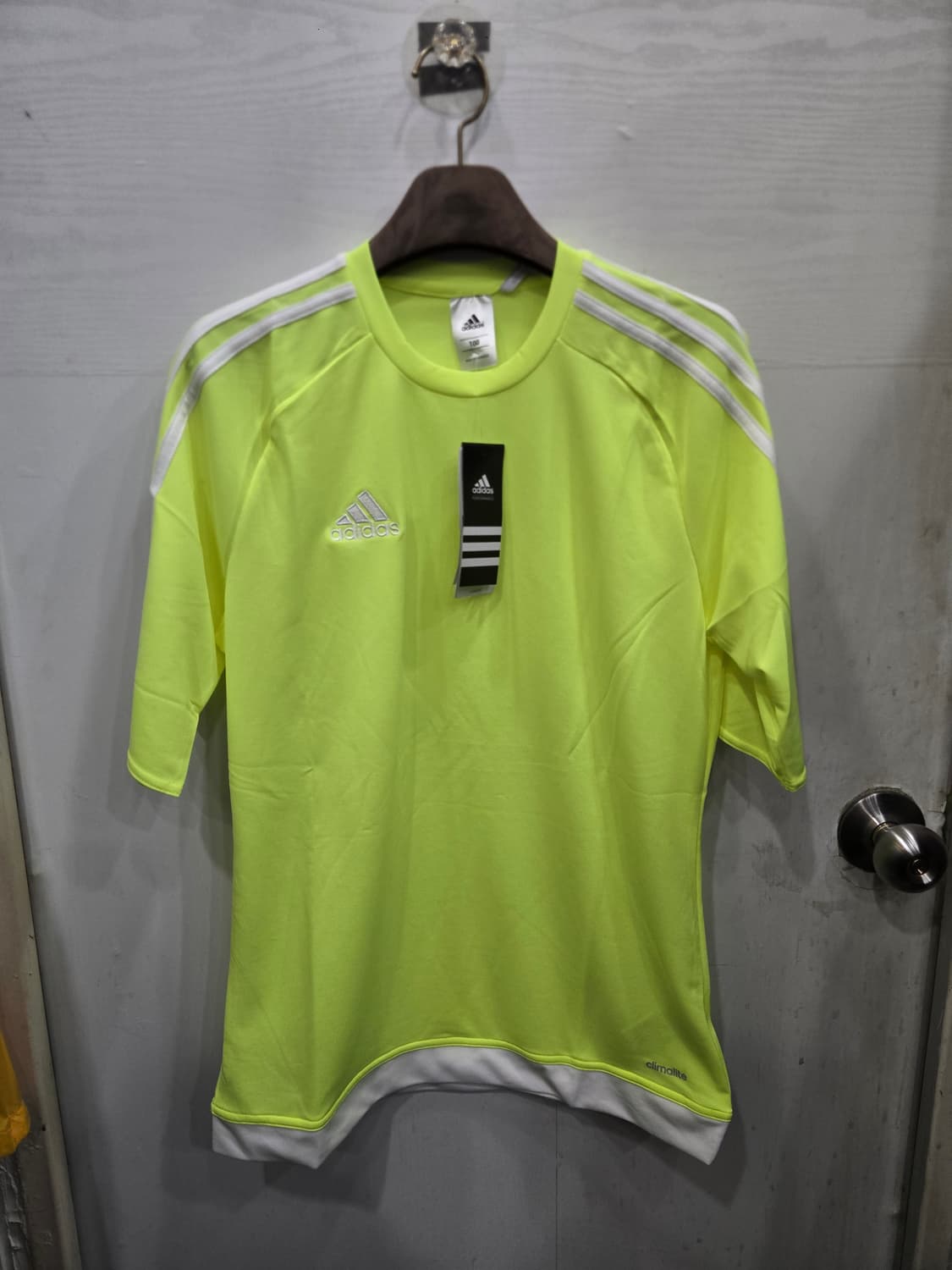 100,L,택있는 새상품)) adidas 아디다스 반팔티셔츠~ 상품이미지1