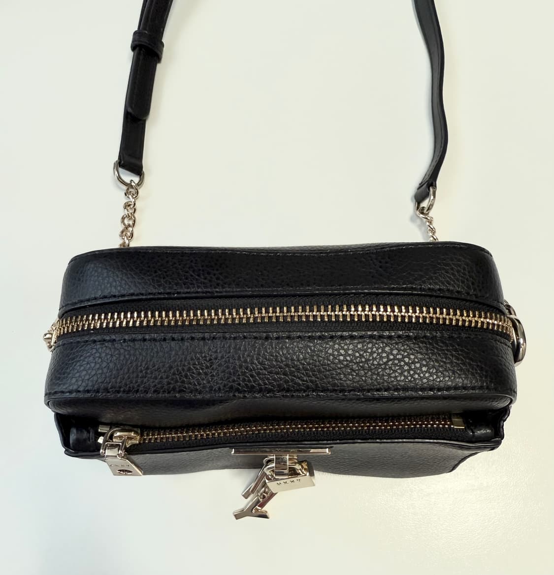 DKNY 엘리사 탑 지퍼 더블 크로스백 상품이미지3