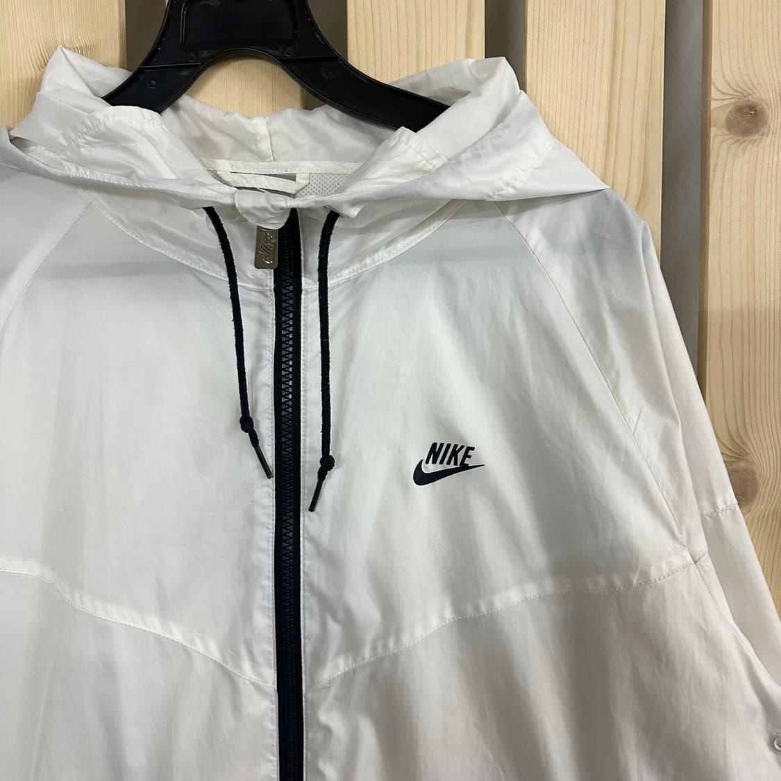 (L) 나이키 화이트 바람막이 자켓 상품이미지4