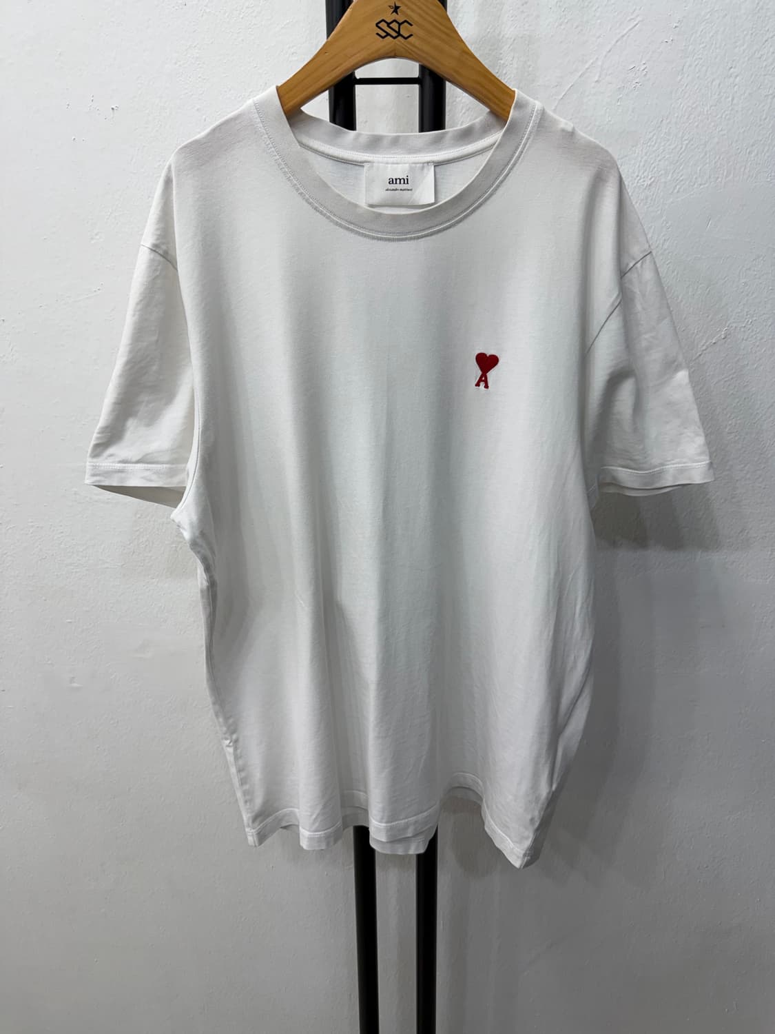 매장판정품) 아미 남성 스몰 하트 반팔티 XL 상품이미지1