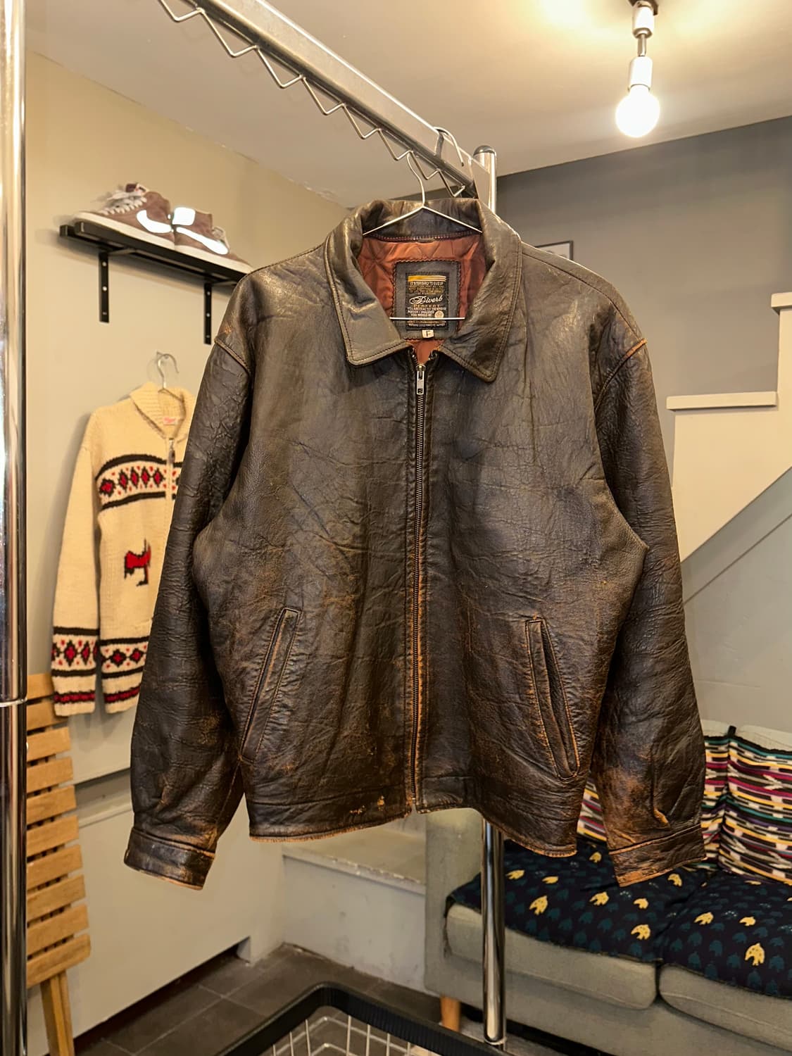 90’s Japanese cow-leather aged jacket 상품이미지3
