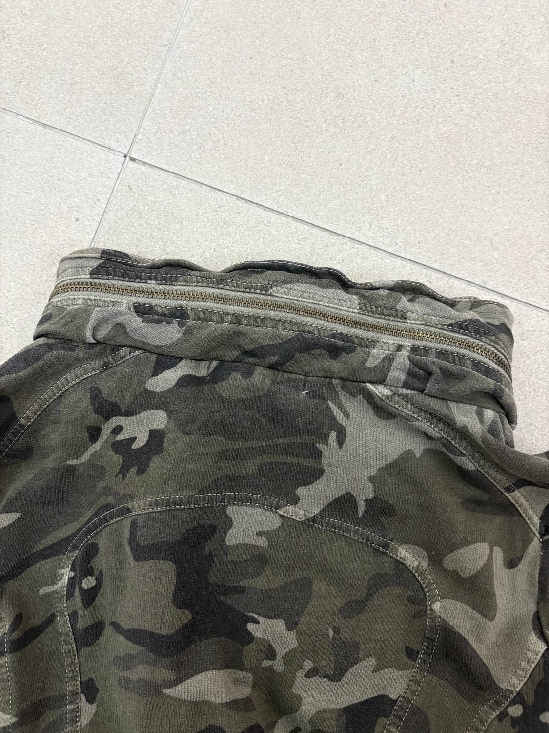 카모 투웨이 집업 상품이미지8