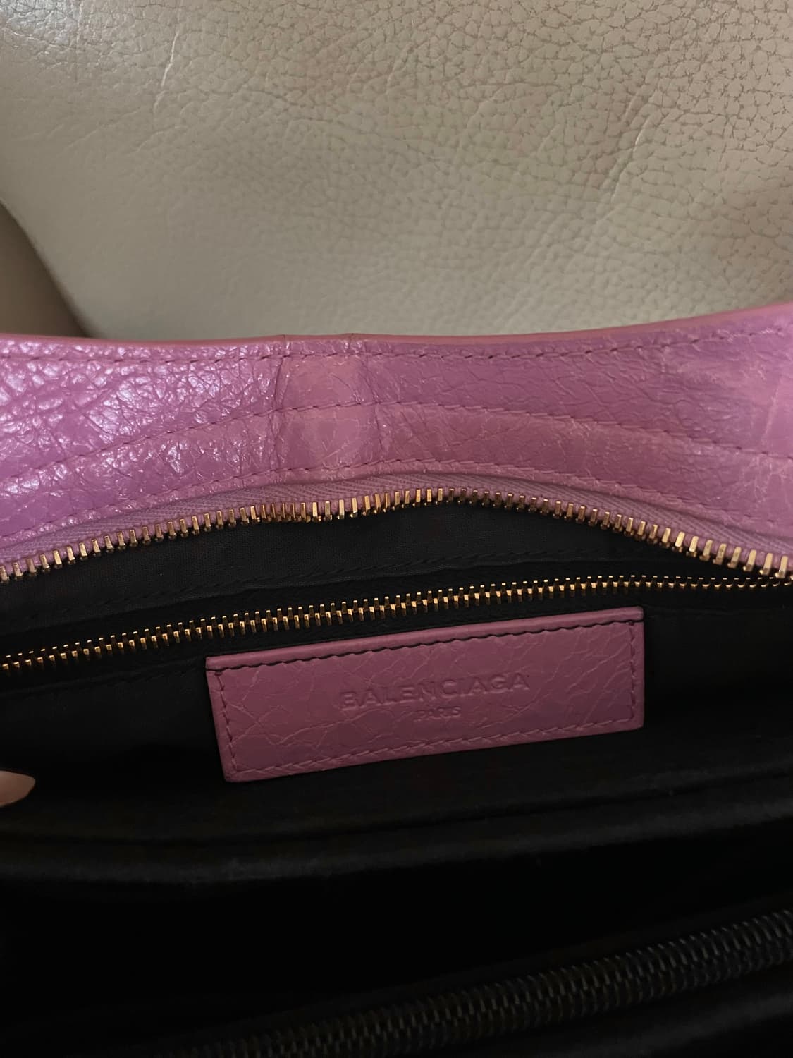 발렌시아가 모터백 시티백 미디움 상품이미지4