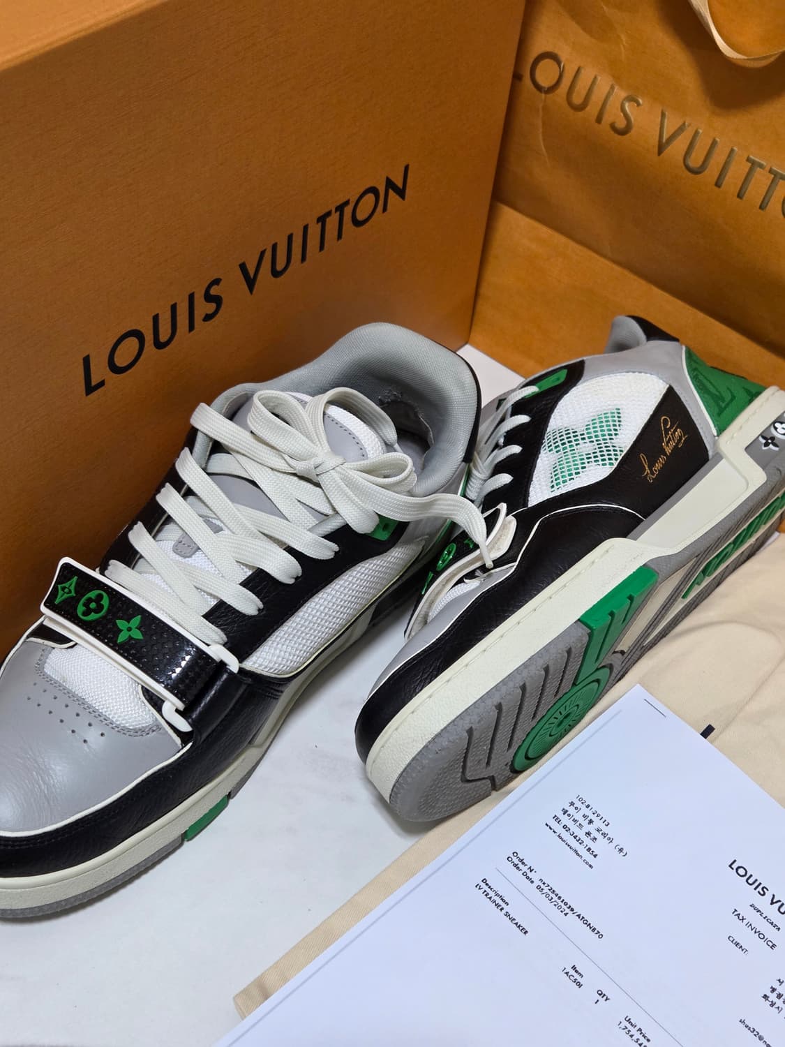 루이비통 벨크로 트레이너 스니커즈 9.5 Size 상품이미지2