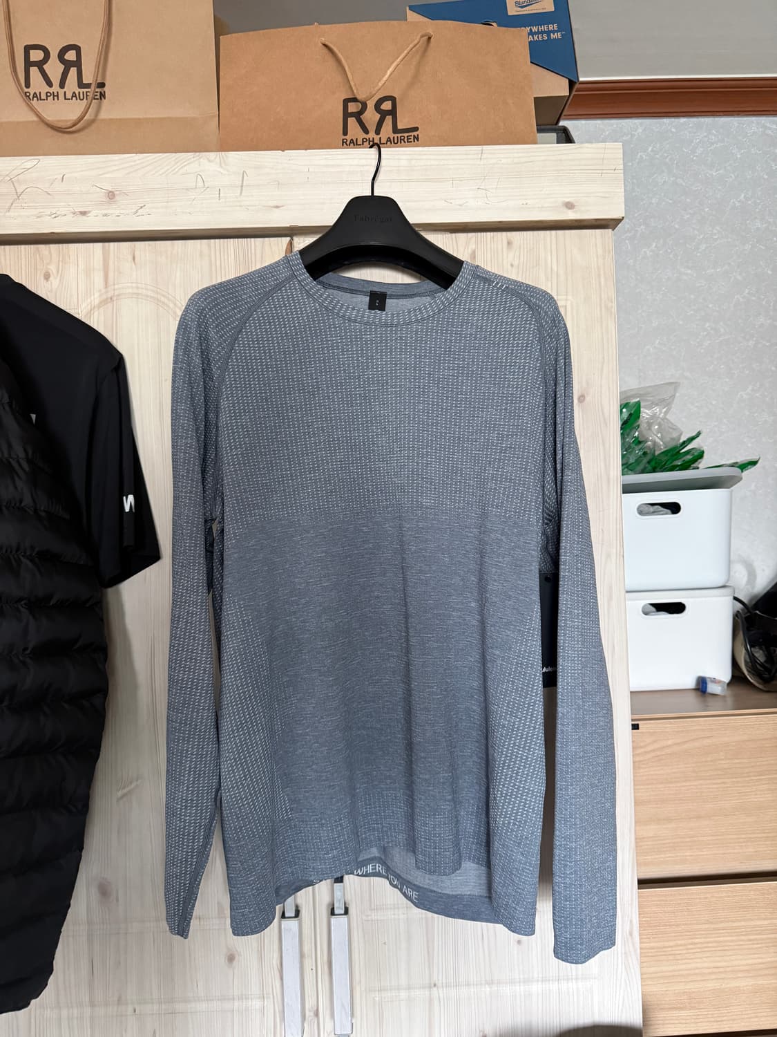 룰루레몬 메탈벤트 롱슬리브 L 상품이미지1