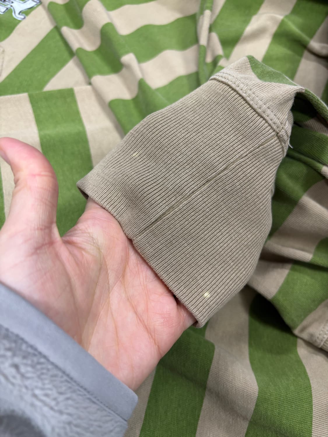 버버리 브릿 스트라이프 럭비 카라티 상품이미지8