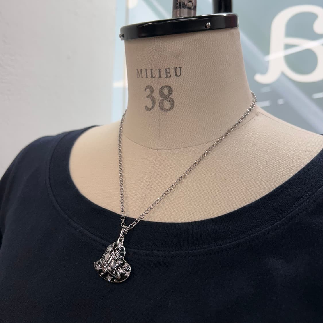 (풀박스)VivienneWestwood Diamante Neckless 상품이미지5