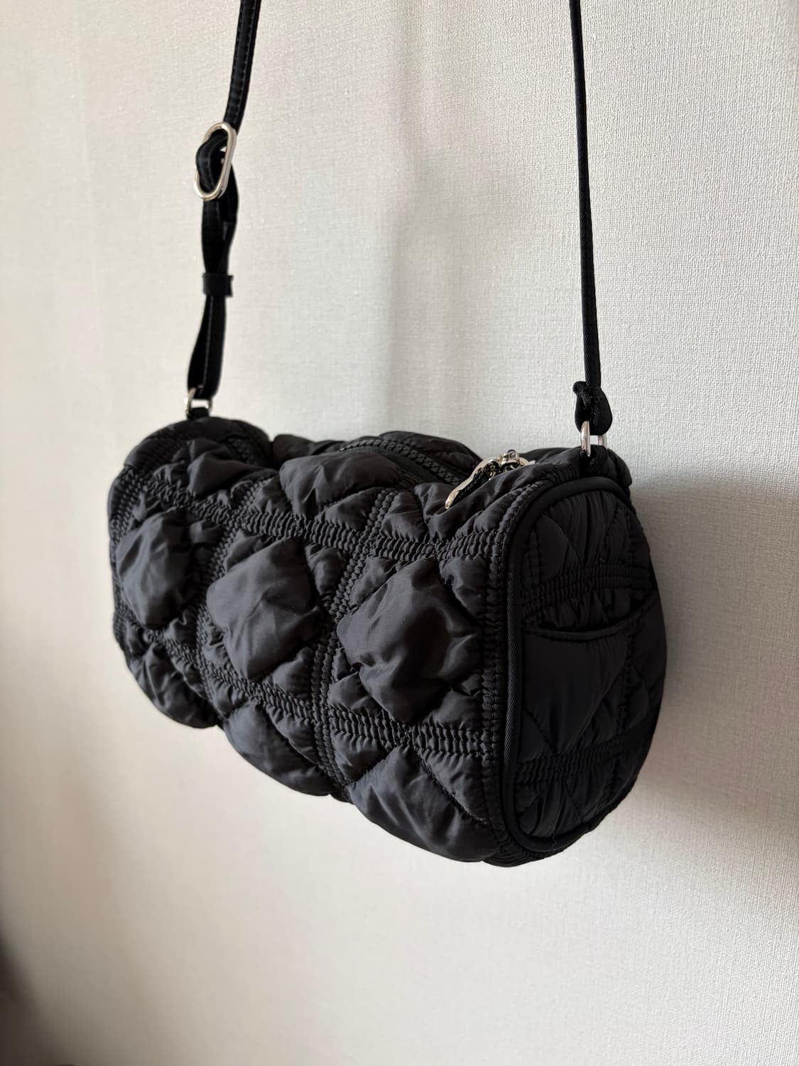 칼린 키라 퀼팅백 블랙 상품이미지4