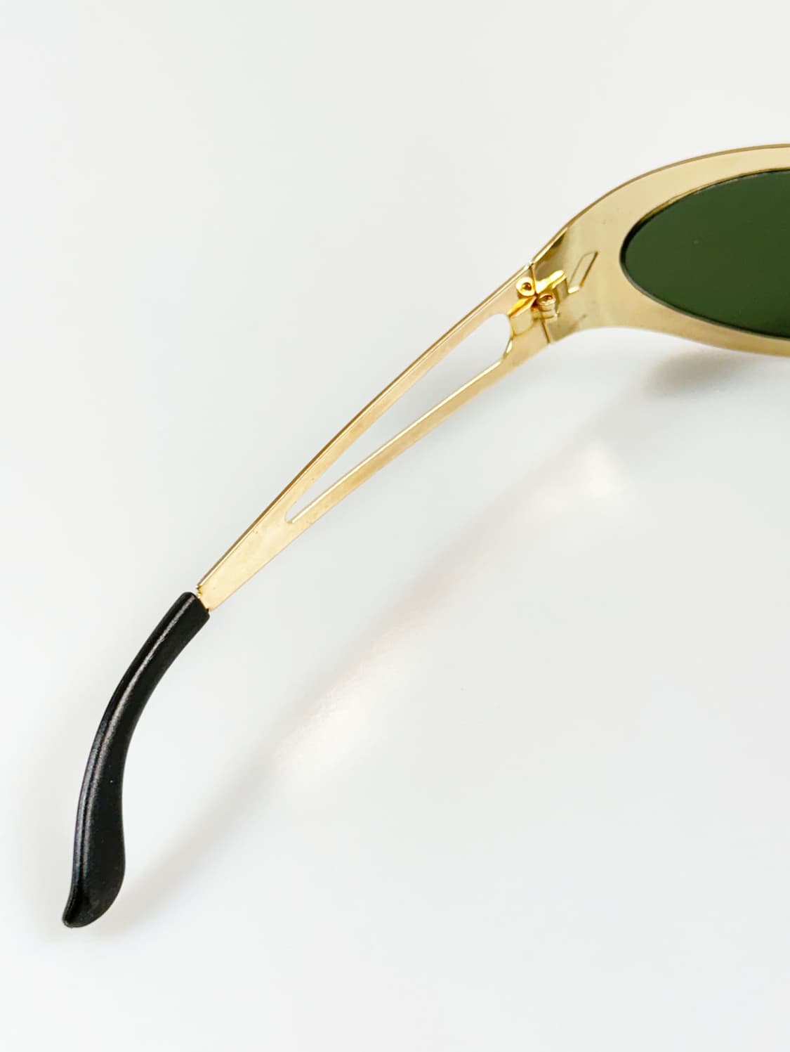 90s VORTEX 골드 메탈 오벌 프레임 빈티지 선글라스 상품이미지7