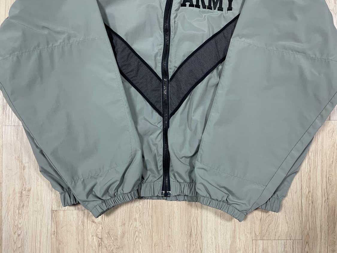105~110) 미군 오리지널 IPFU 1세대 트레이닝 자켓(민트급) 상품이미지10