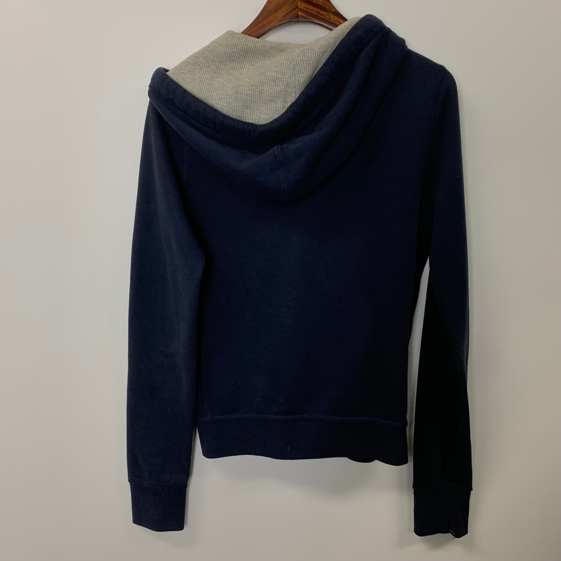 아베크롬비 y2k 와투케 네이비 후드집업 상품이미지3