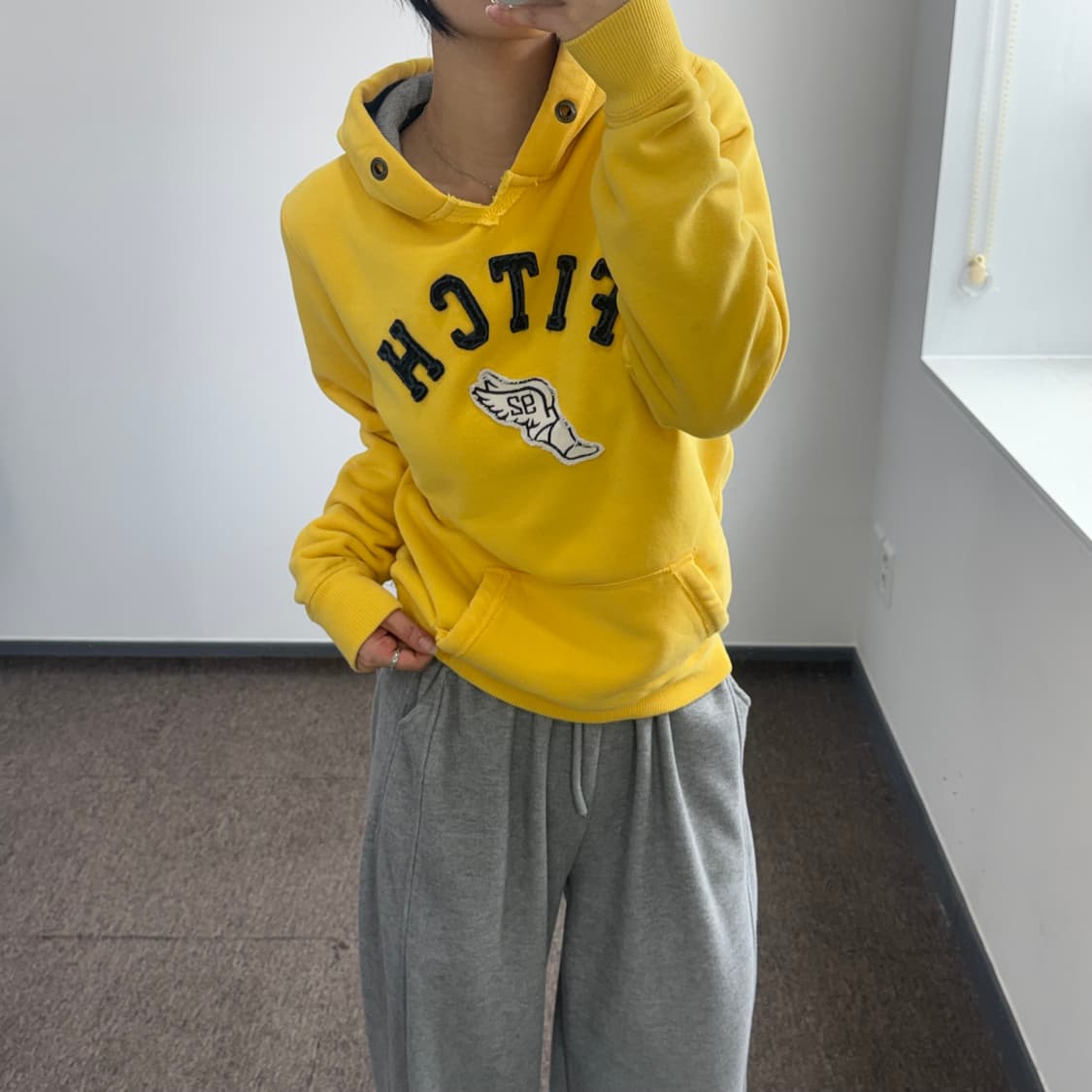 Abercrombie 아베크롬비 스펠아웃로고 옐로우 후드티  상품이미지1