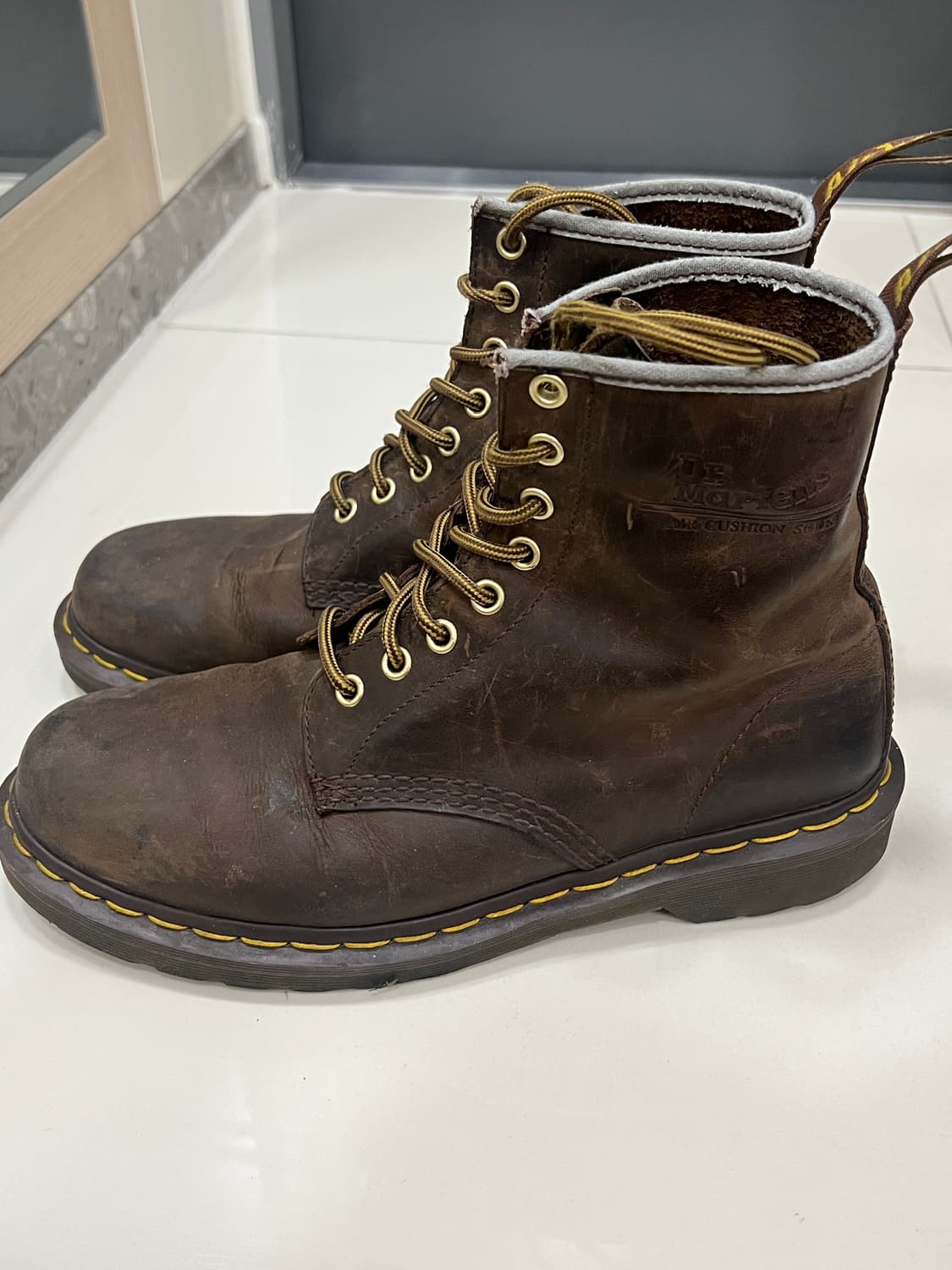 닥터마틴 1460 크레이지홀스 260 상품이미지3