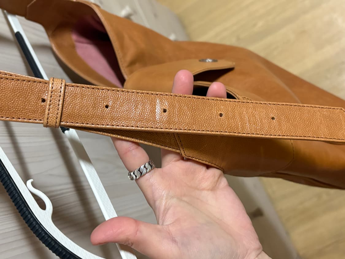 미닛뮤트 바톤백 라지 카멜 상품이미지6