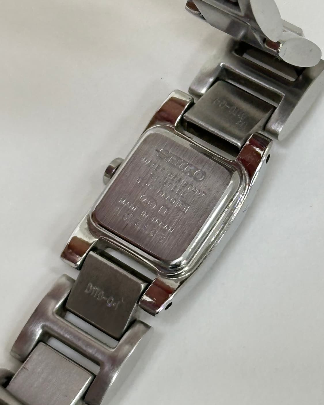 세이코 바이올렛 다이얼 쿼츠 여성 시계 상품이미지8