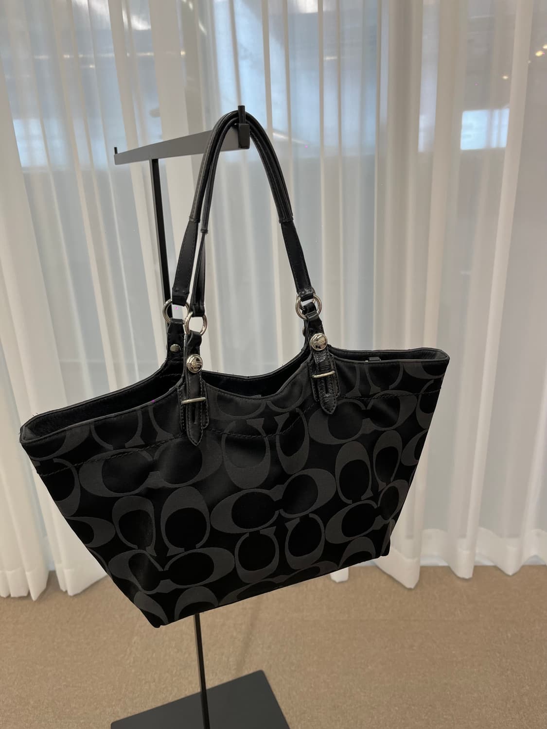 Coach Black Big Bag 상품이미지2
