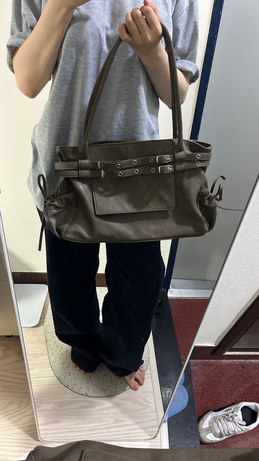 여밈 미디움 타운 벨트백 상품이미지2