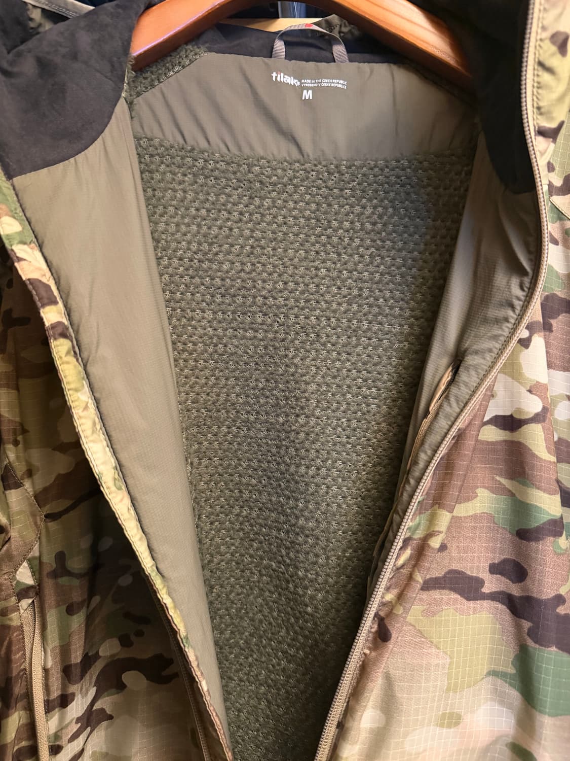 티락 네바 미그 M사이즈 판매합니다 상품이미지6