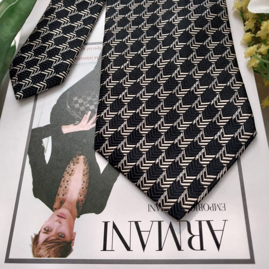 아르마니 꼴레지오니 실크 헤링본 넥타이 9.9cm A+등급 K1264
 상품이미지3