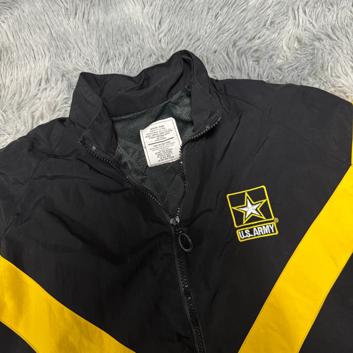 미군 APFU 바람막이 M 사이즈 숏  상품이미지2
