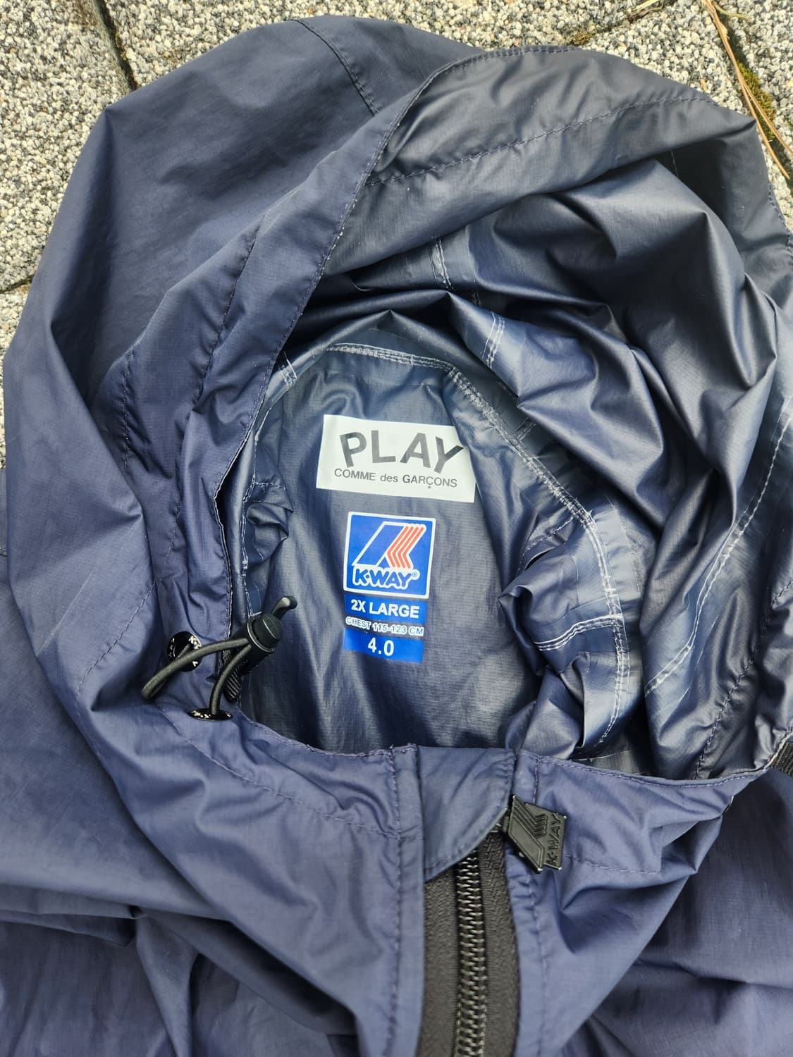 꼼데가르송 X KWAY 바람막이 네이비 2XL 상품이미지4
