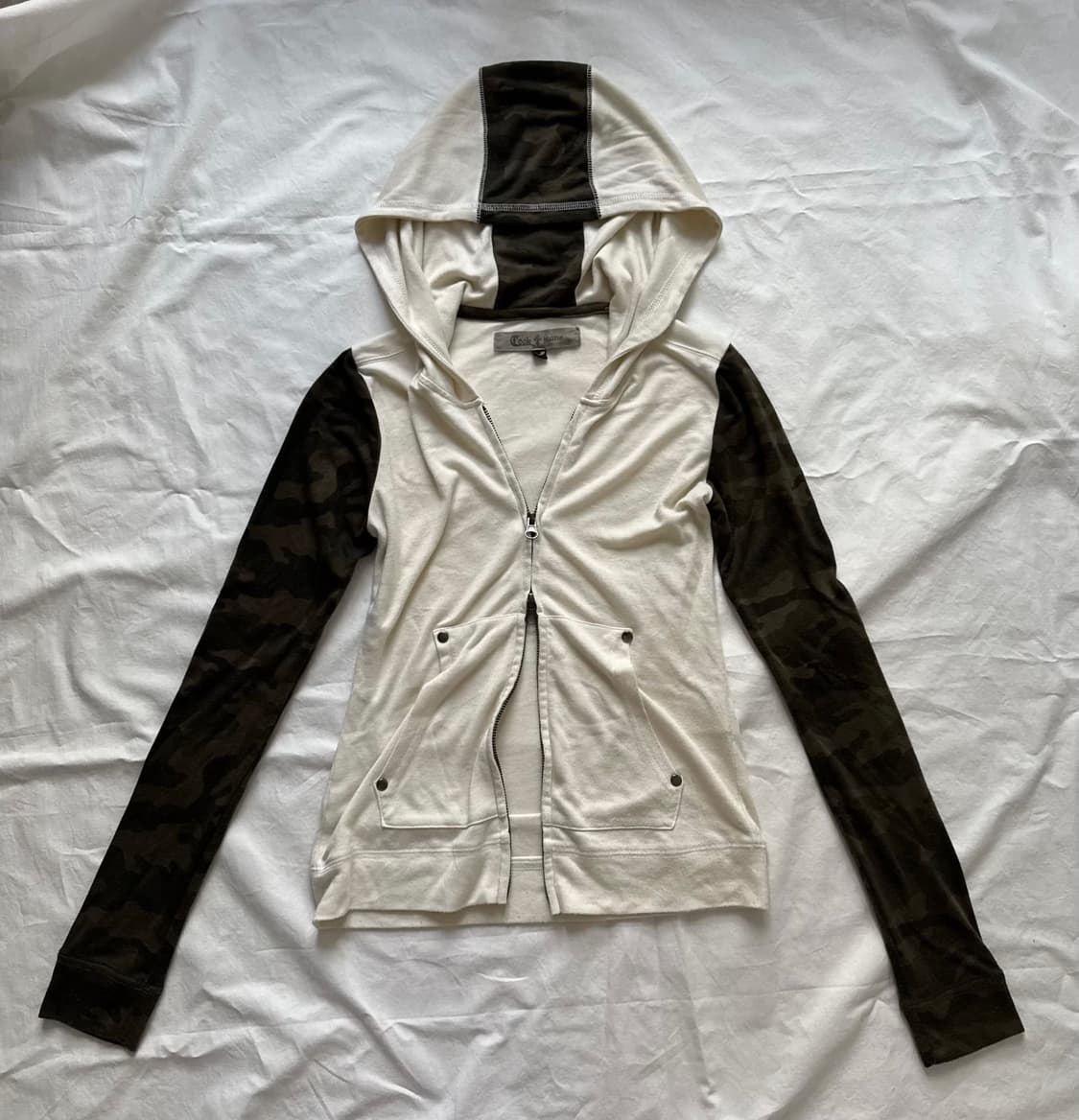 Cookjeans 아카이브 스터드 2way 배색 카모 후드집업 락시크 상품이미지1