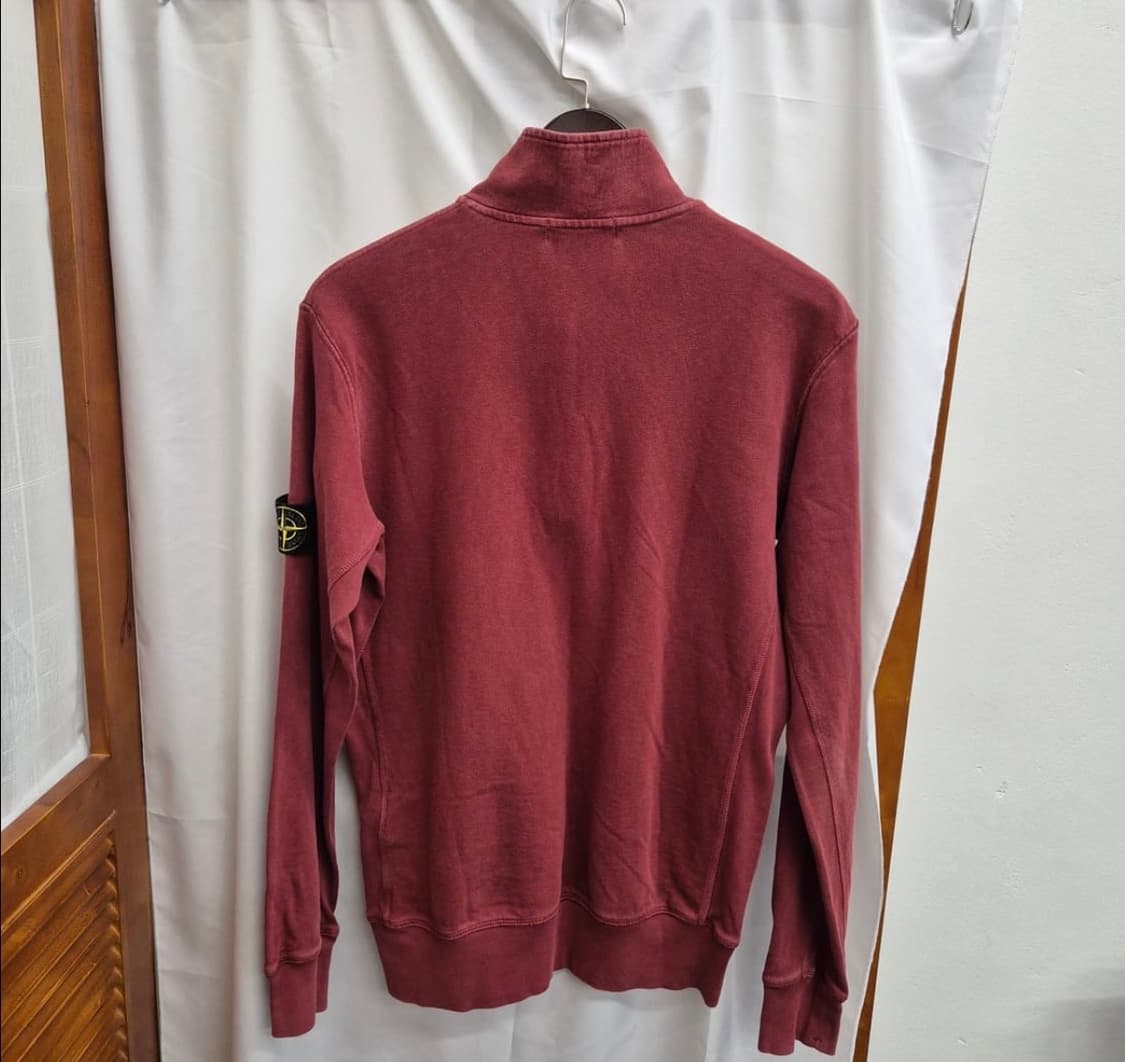 XL) 스톤아일랜드 하이넥 버튼다운 스웨트 셔츠 반집업 105 상품이미지6