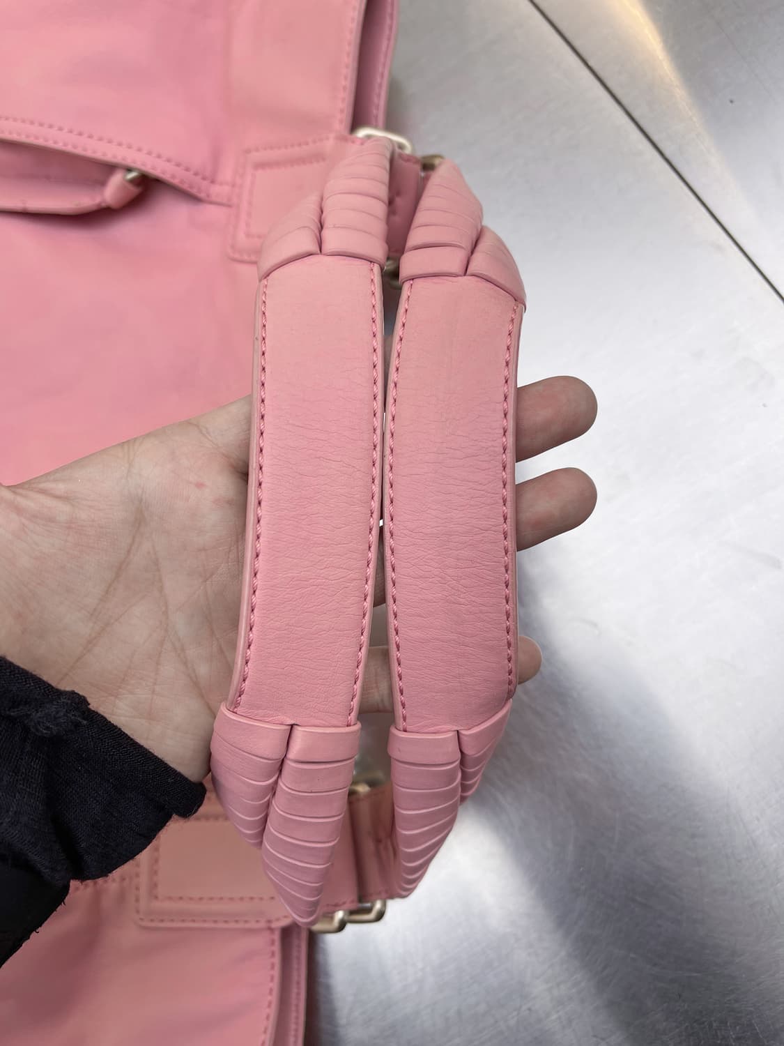 지방시 4G 모노그램 레더백 상품이미지8