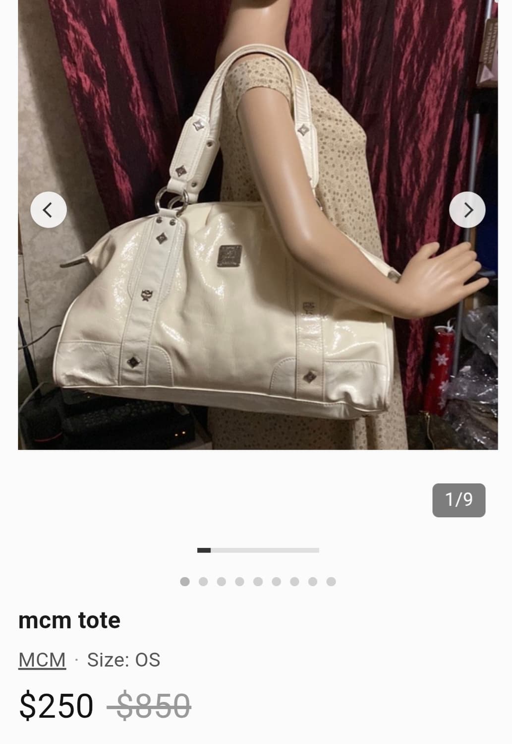 MCM 화이트 숄더백 태슬 장식 상품이미지1