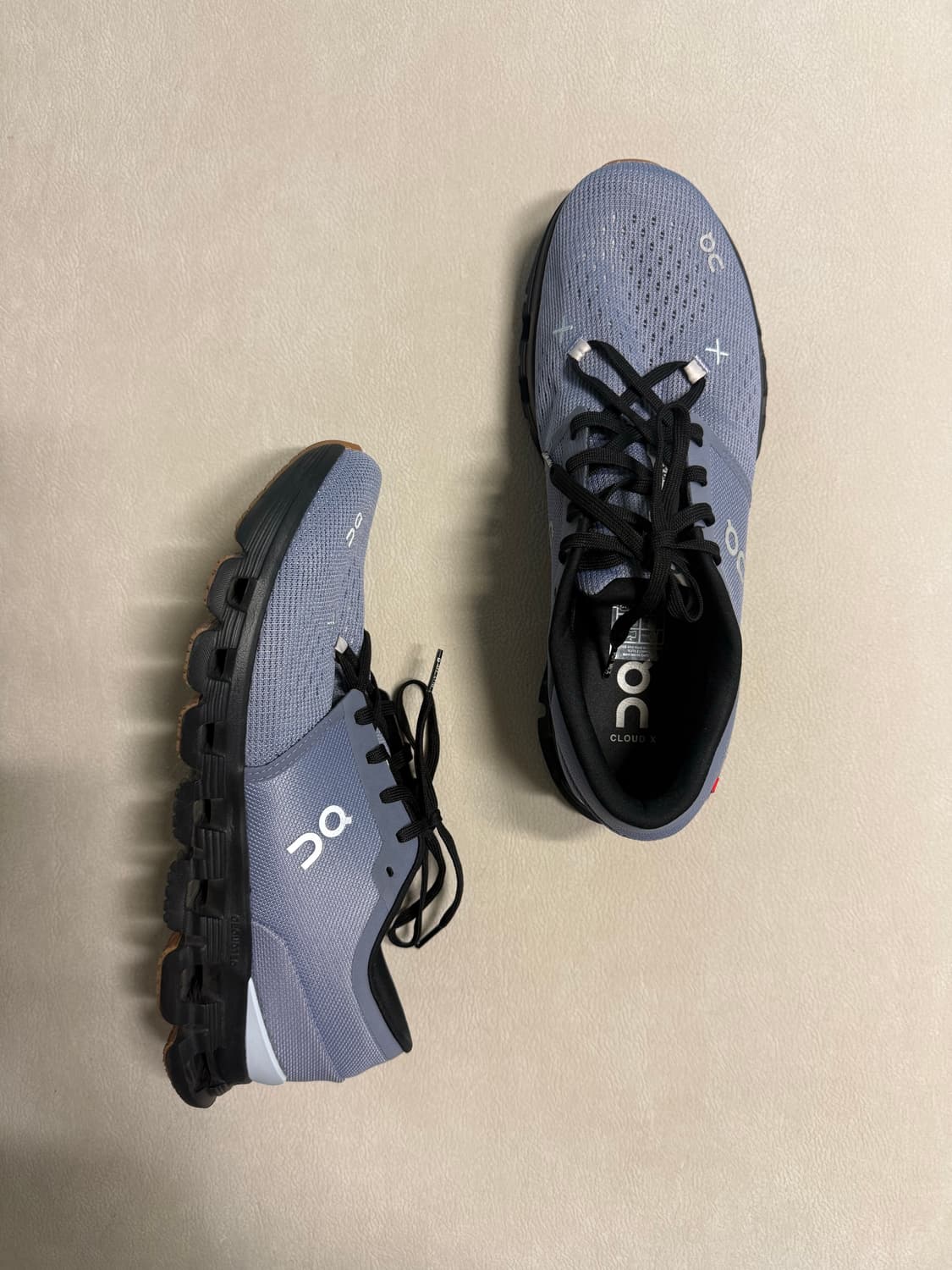 온 러닝 클라우드 X 4 페더 블랙 상품이미지3