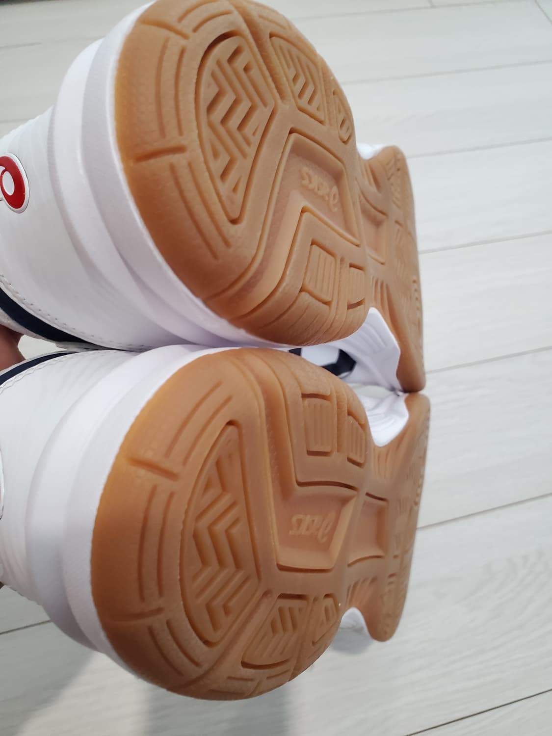 새상품급)아식스 운동화 CF 112433201-102 배구 배드민턴 탁구 상품이미지8