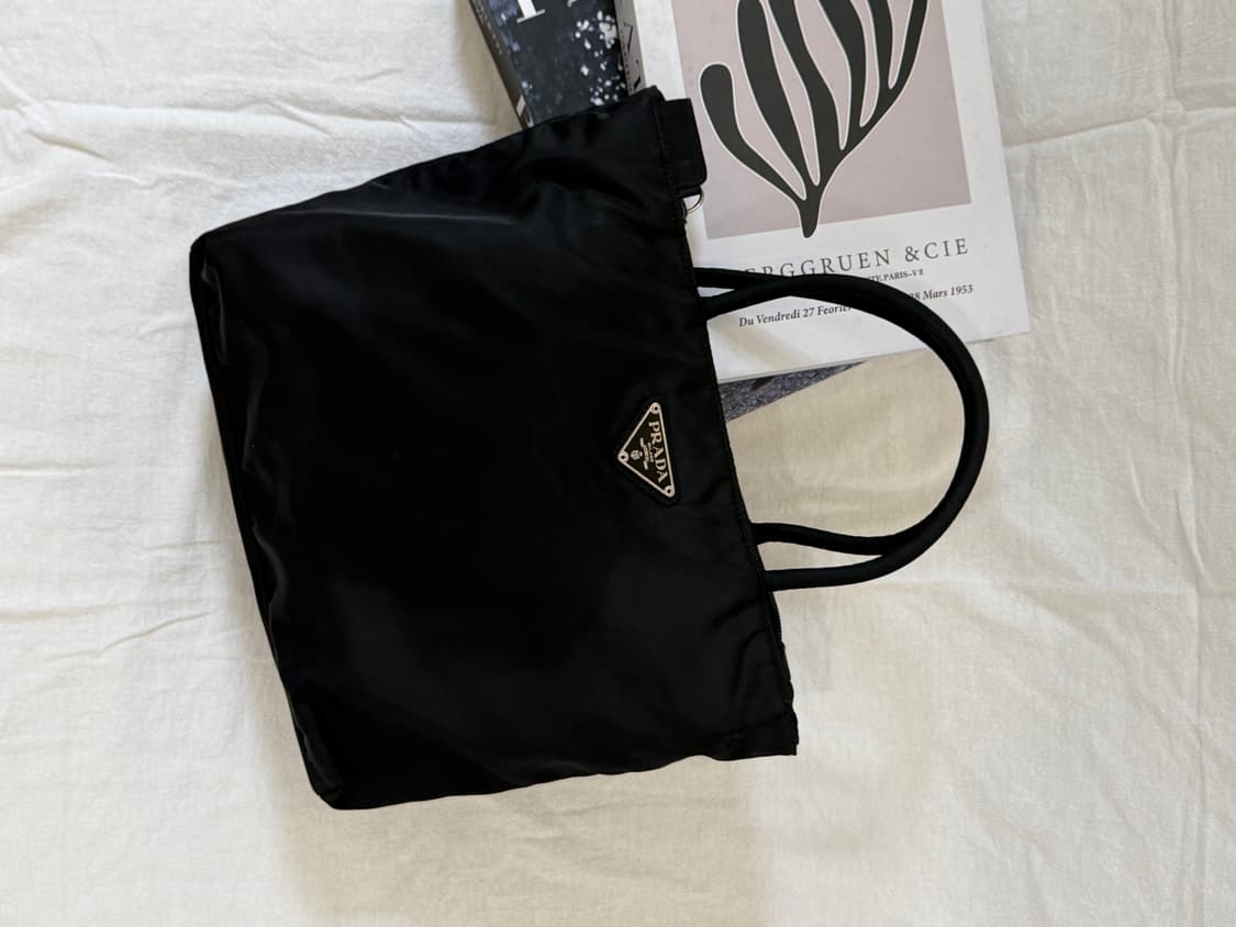 정품 프라다 포코노 나일론 블랙 토트백 핸드백 상품이미지8