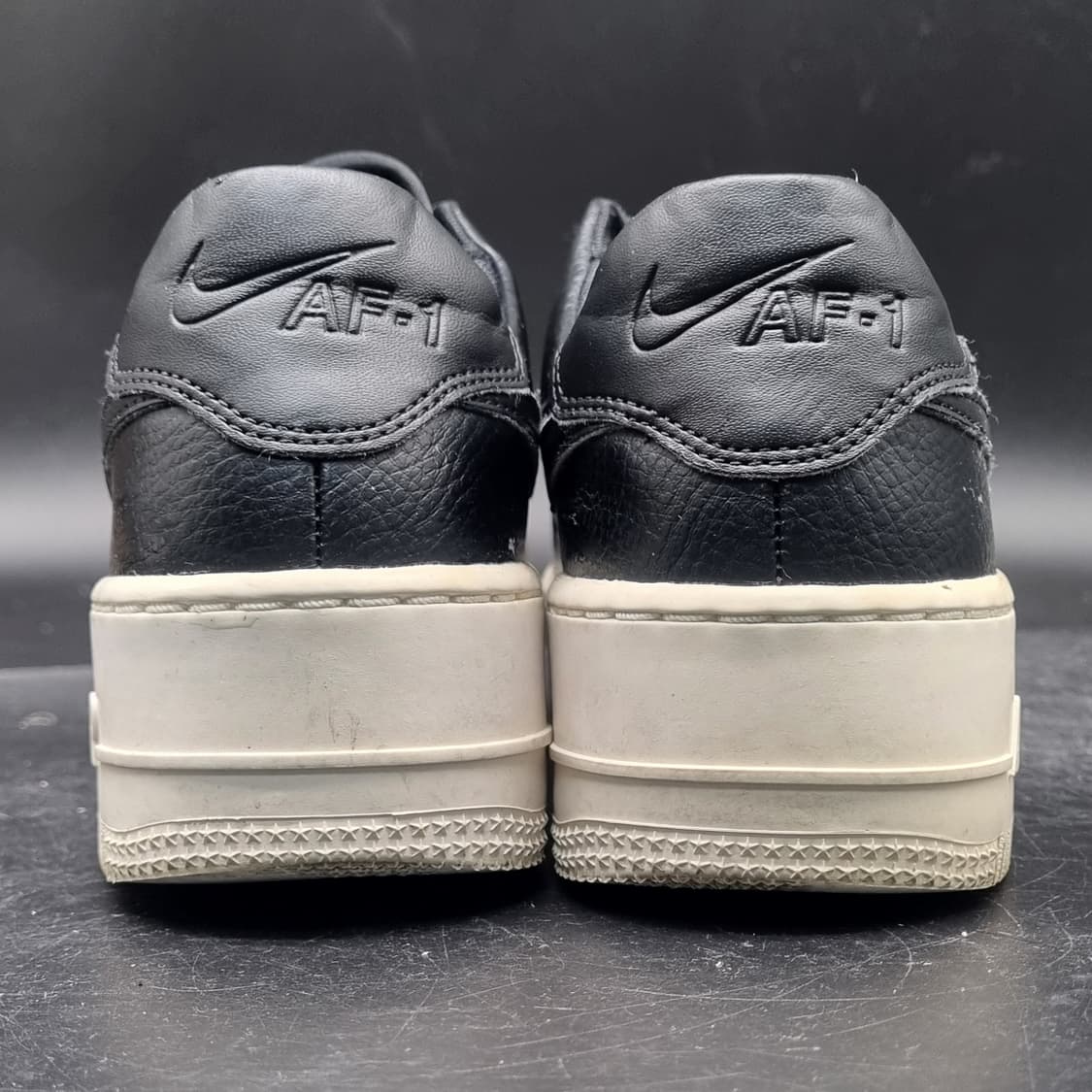 나이키 에어포스1 세이지로우 스니커즈240 상품이미지4