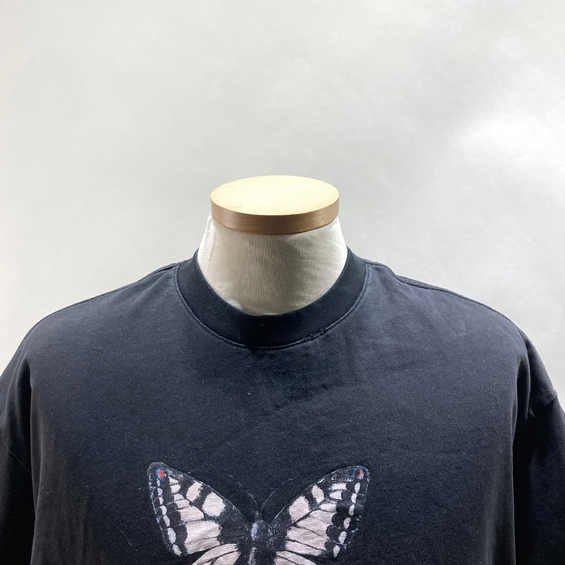 LES FORTES 여성 나비프린트 반팔티 블랙 S 상품이미지2